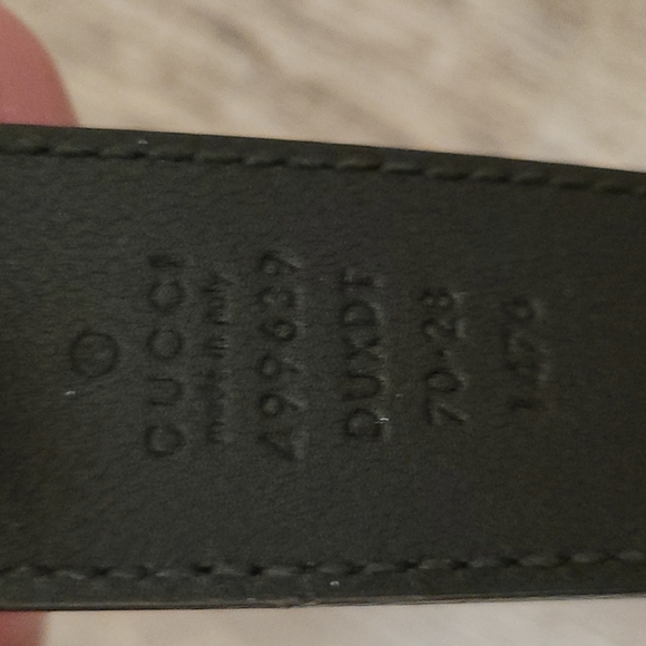 Gucci Leather Belt with Feline Head Sz 70cm main image 4
